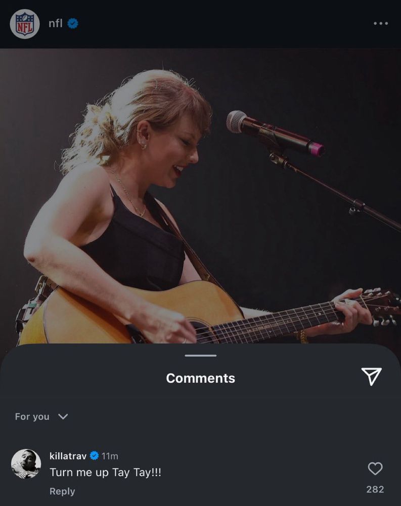 🚨| Travis Kelce on Taylor Swift’s performance last night at the TEU concert:

Turn me up Tay Tay!!!