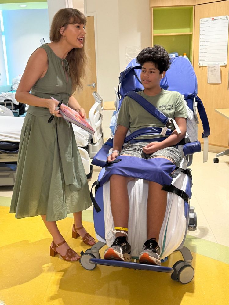 More pictures of Taylor at Joe DiMaggio Children’s Hospital visit!