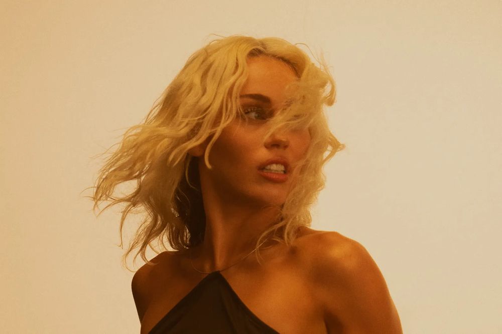 Image of Miley Cyrus.  
