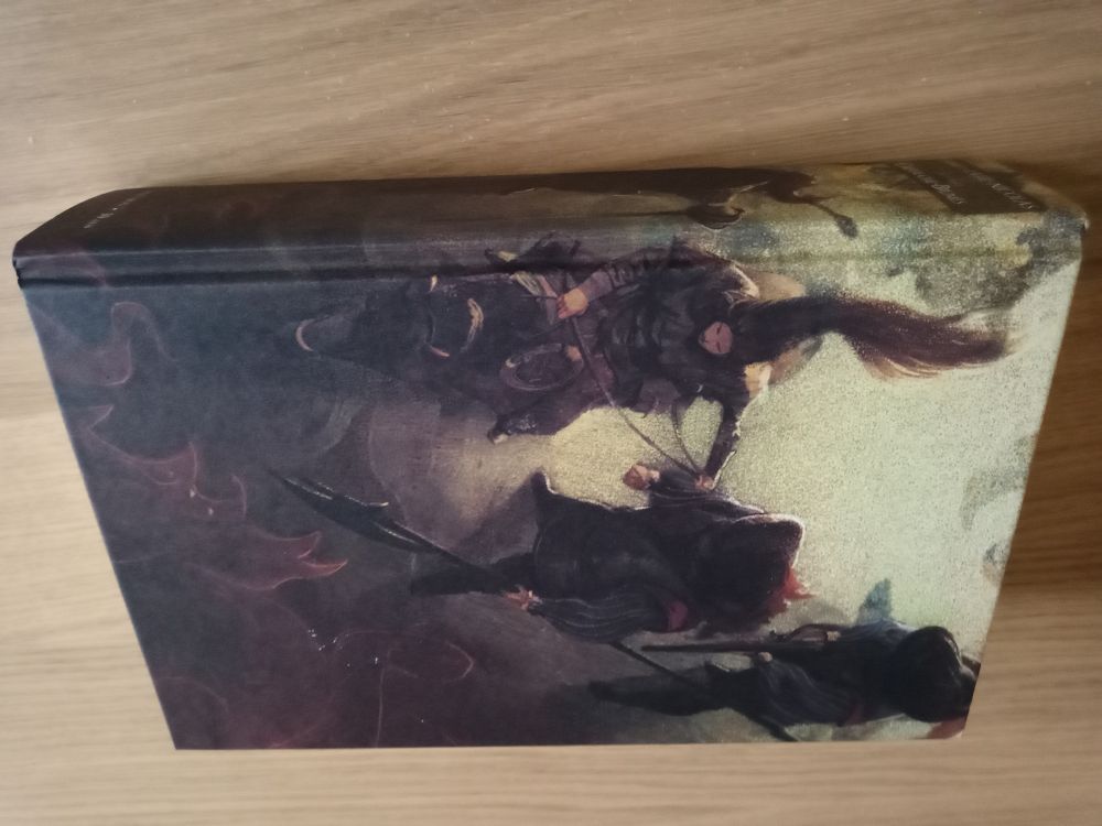 Mon édition collector reliée hardback des Chevauche-Brumes de Thibaud Latil-Nicolas.