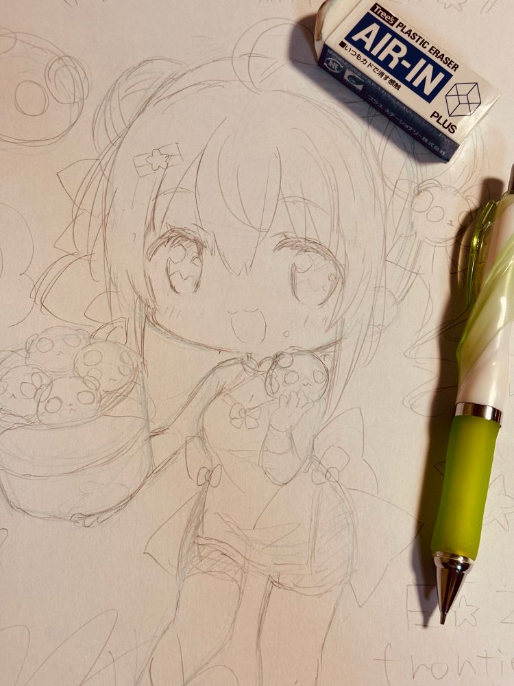 その辺のメモ帳とかクリスタで簡単に大ラフ⇨それを見ながら水色シャーペンで色紙にアタリ⇨シャーペンで下書きしました。