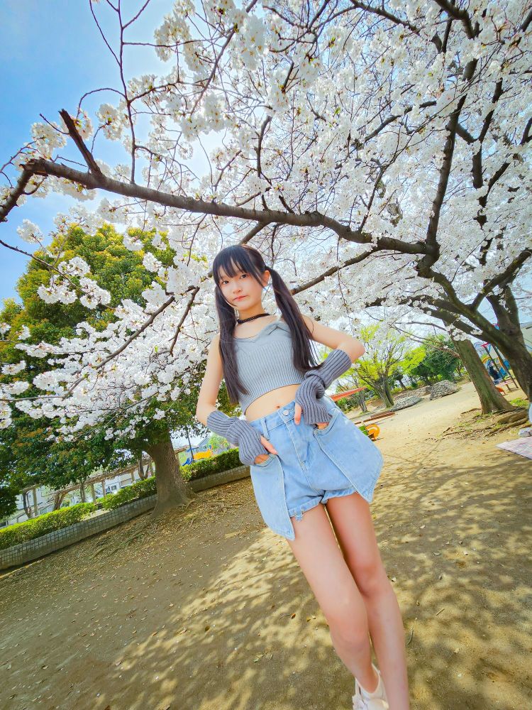 安達ほまれエロ  — Bluesky