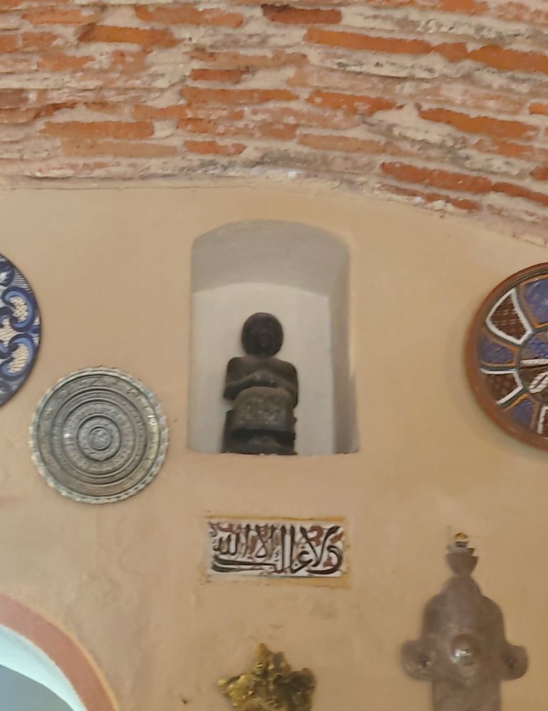 A replica? of a famous statue of Gudea of Lagash, a ruler of the Sumerian city of Lagash between 2144 and 2124 BC, displayed in the Arab House-Museum Yusuf al-Burch, Cáceres.
