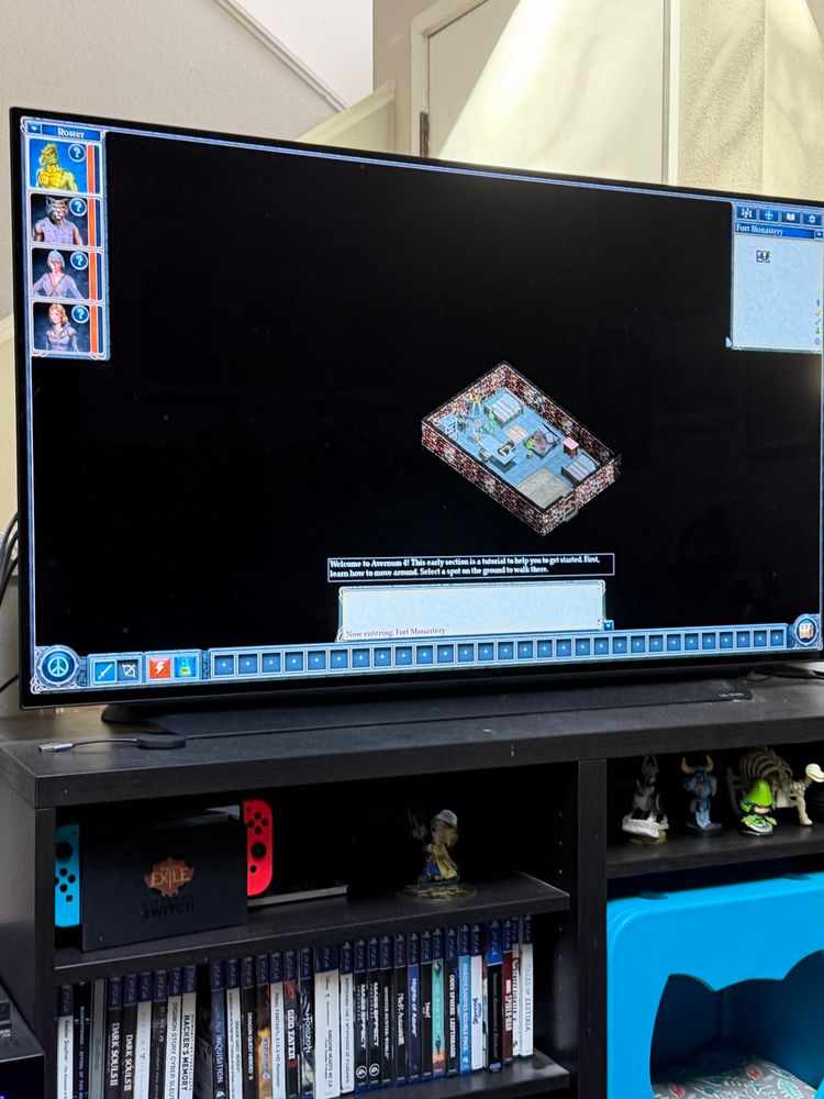 A screenshot of the start of Avernum 4, showing the interface, a small text blurb, and an isometric view of the room your party starts in