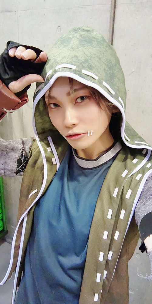 ナワーブコスプレ自撮り