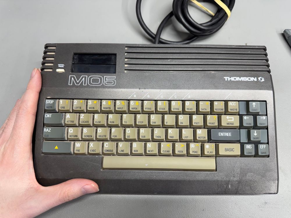 Thomson MO5 Computer made in france