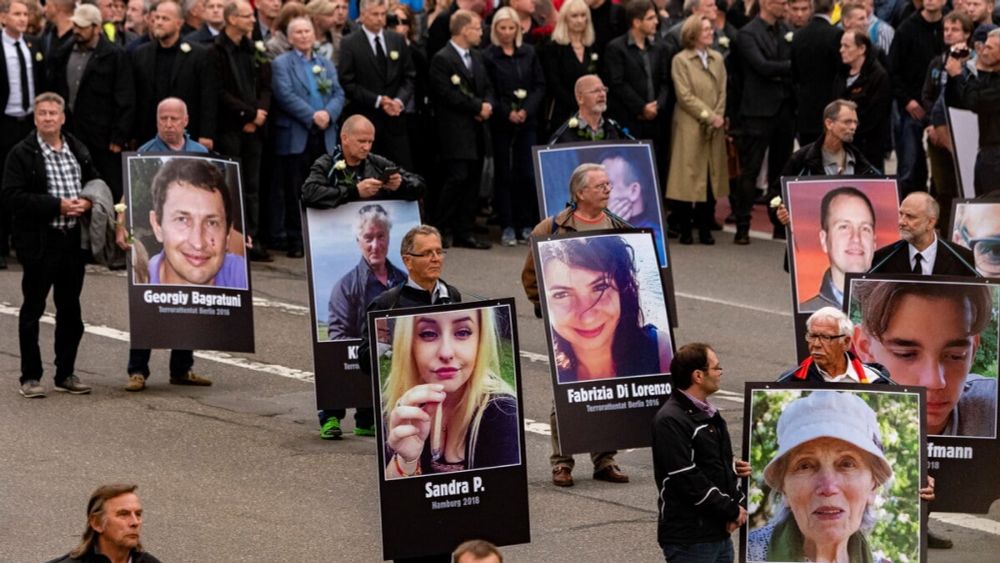 Chemnitz: Prozess 5 Jahre nach Krawallen - Scharfe Kritik von Opfervertretern