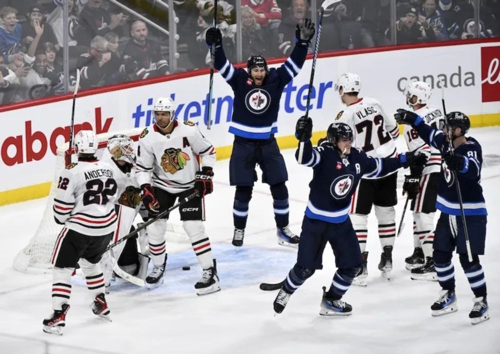 Scheifele Scores Late in Third, Adds OT Winner in Jets' 2-1 Win Over Blackhawks