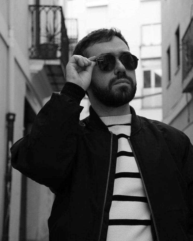 Sesión de fotos de Jesús Candel en el barrio del Carmen de Valencia 