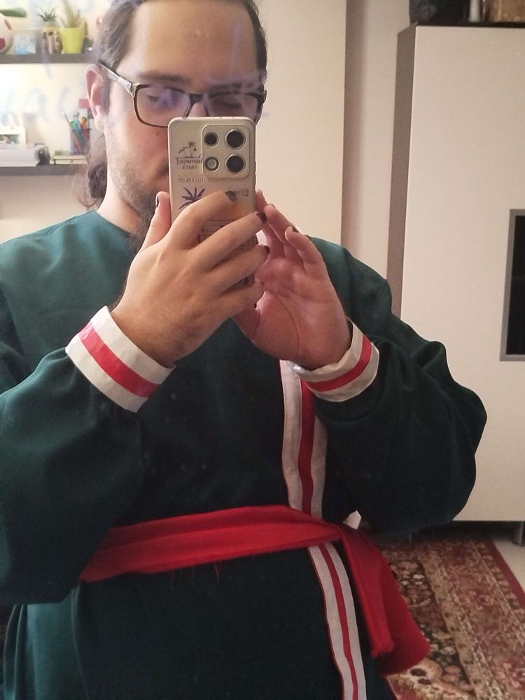 Cosplay of Rasputin from the Just Dance 2 map