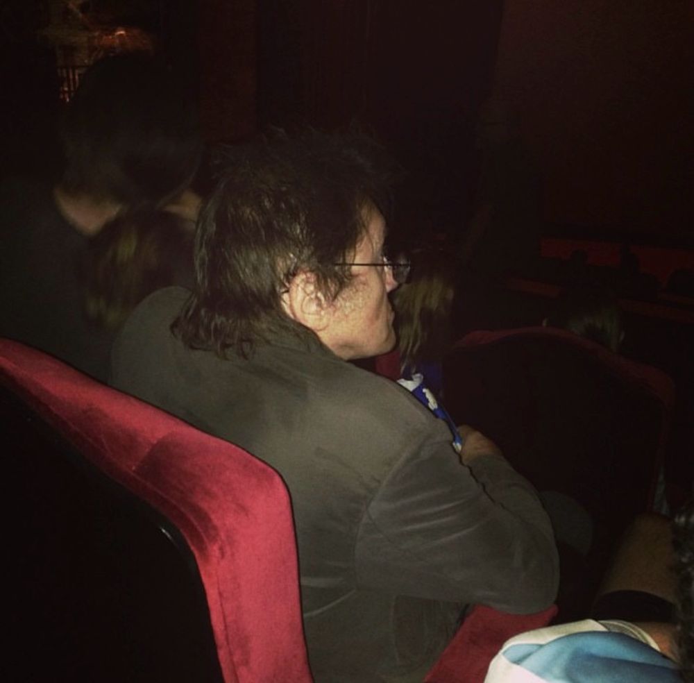 A slovenly Jeff Wells prepares to watch INTERSTELLAR.