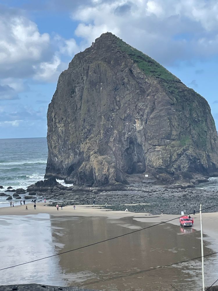 photograph of Haystack Rock in Cannon Beach, Oregon