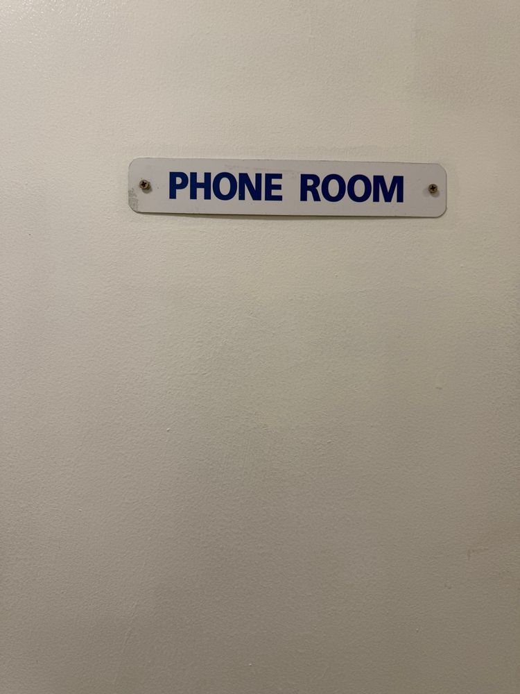 Phone room 