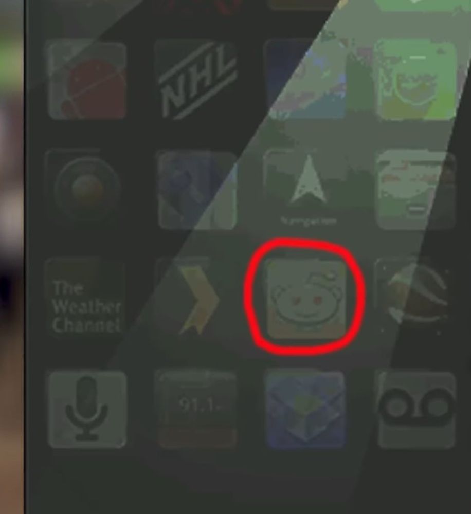 (Pic of Akechi's phone)