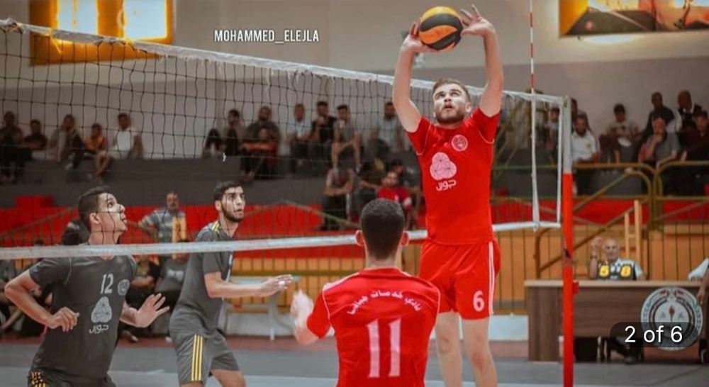 Feras Tanani playing volleyball