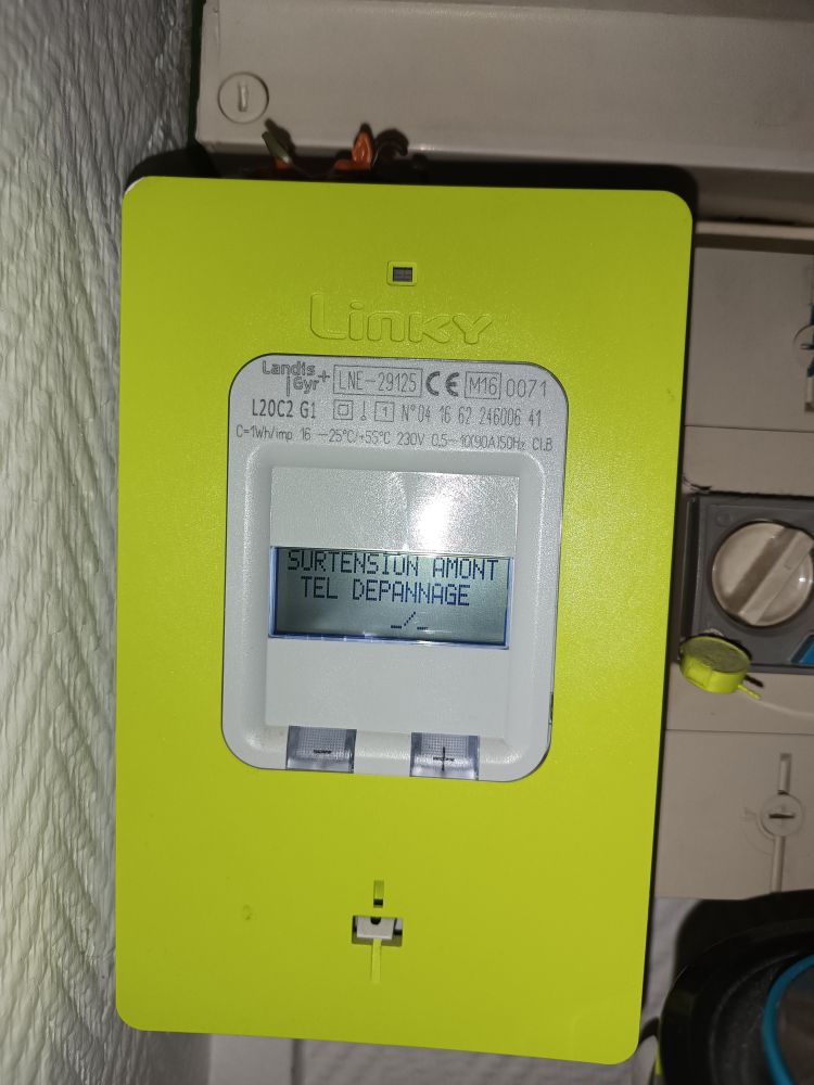 Compteur linky indiquant une surtension 