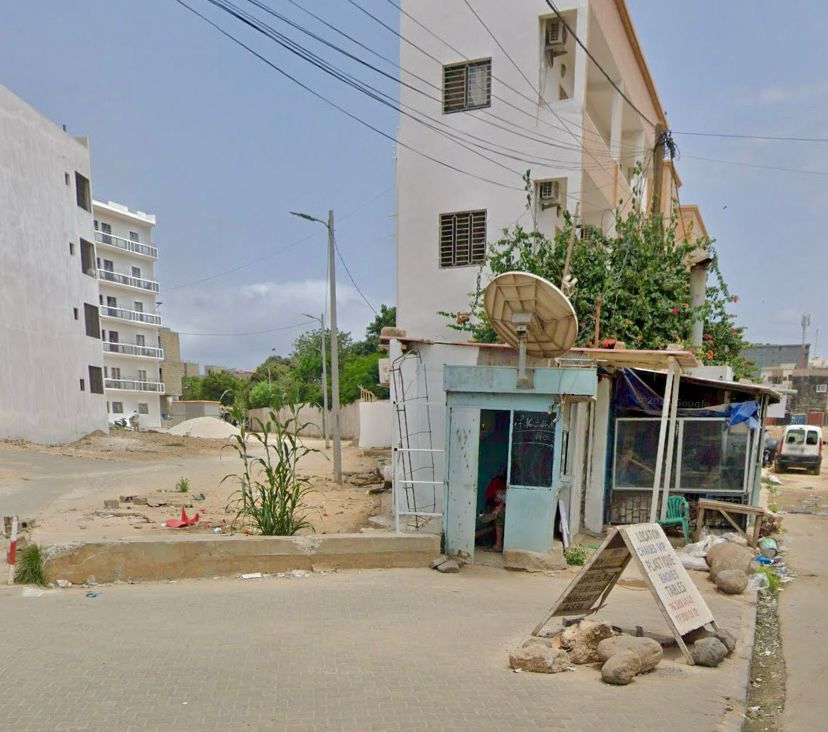 une rue à dakar (sénégal)