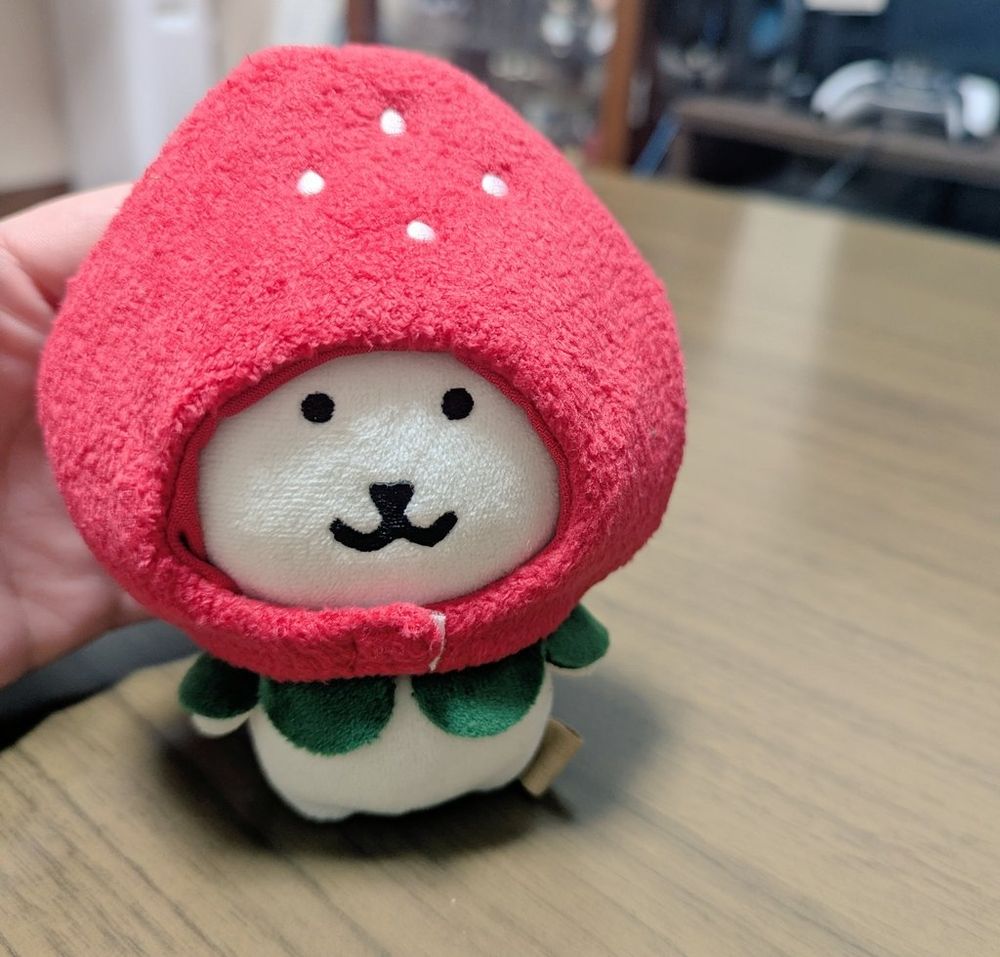 いちご被りくま