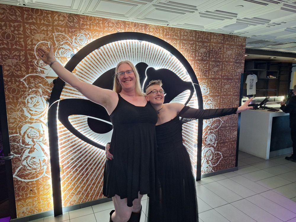 Same as the other photo, but with outstretched hands!