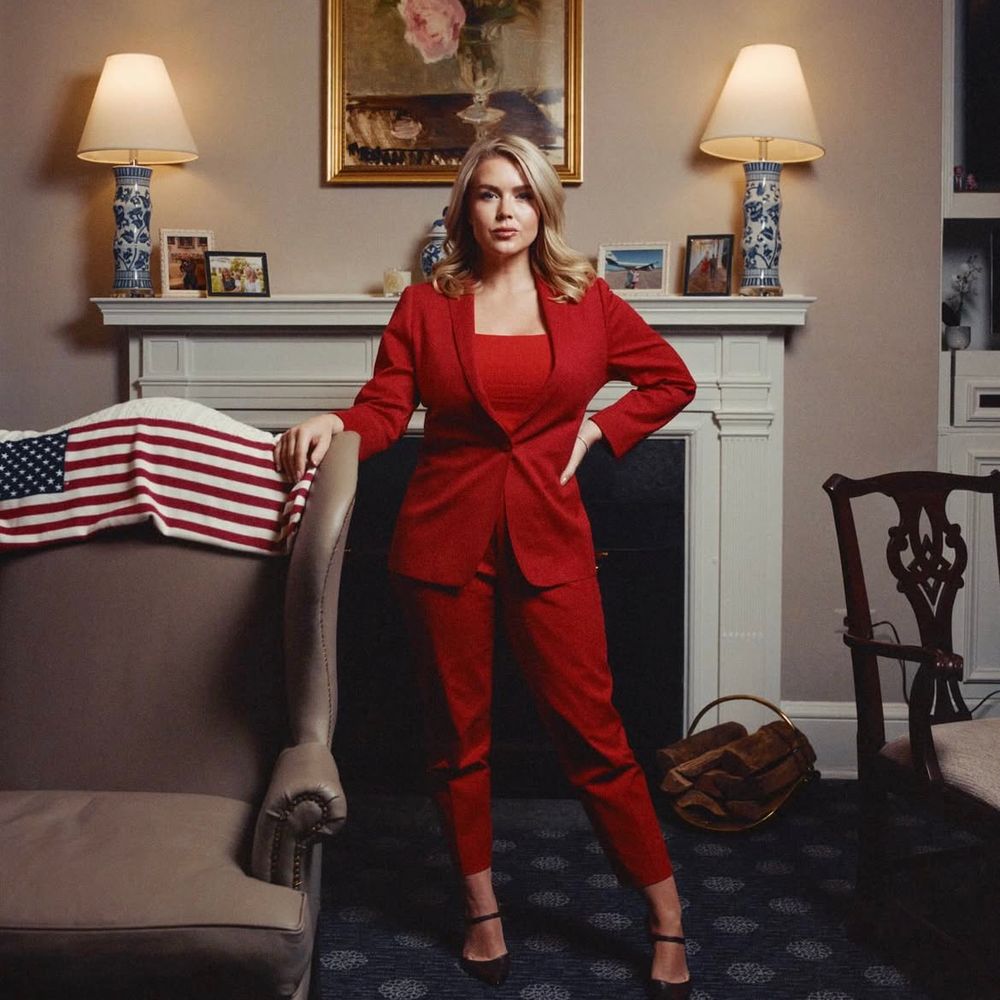 Karoline Lewitt par Vanity Fair