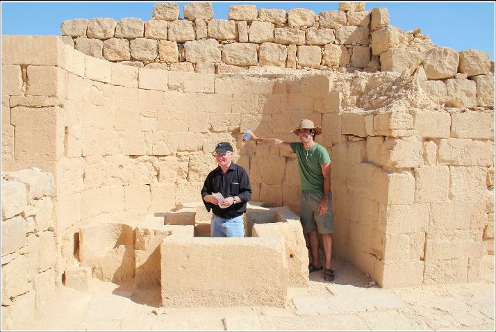 Lee baptizes Brent Shaw