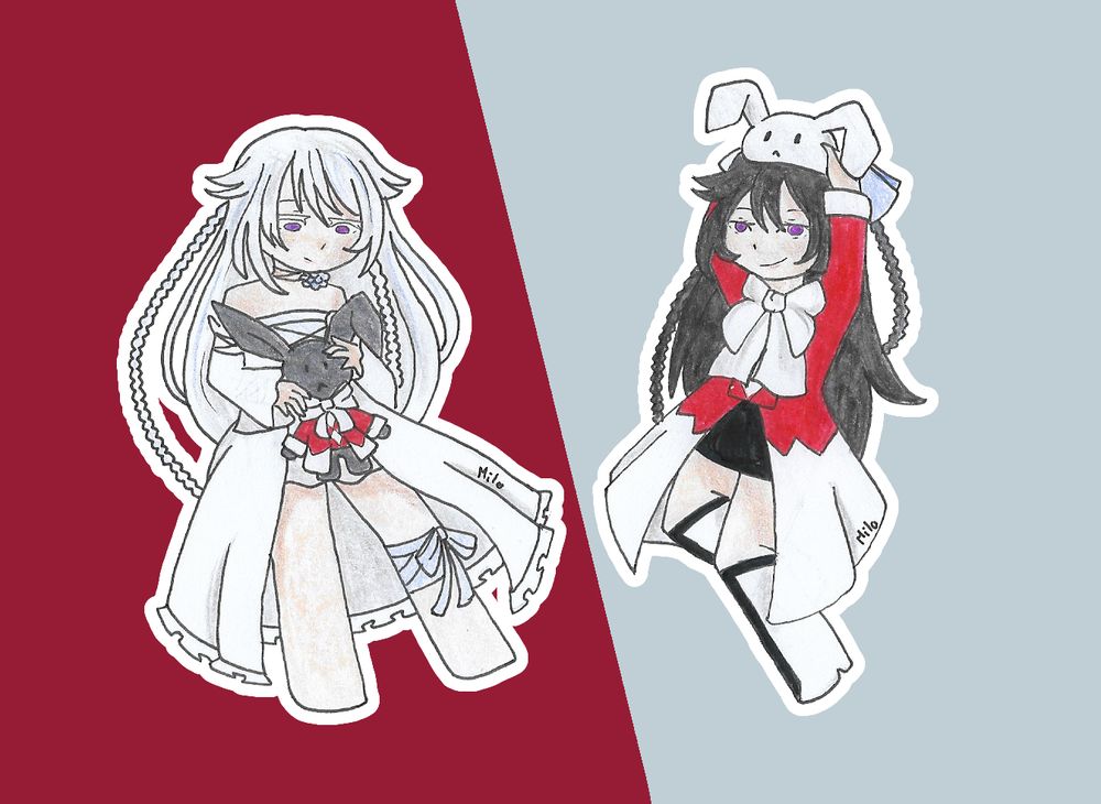 stickers em estilo chibi das personagens Alice e Will of the Abyss (Alyss) de Pandora Hearts. Cada uma delas segura um coelhinho de pelucia alusivo à outra. O fundo é simples, estando dividido a meio de forma meio torta, colorido de vermelho e cinza claro