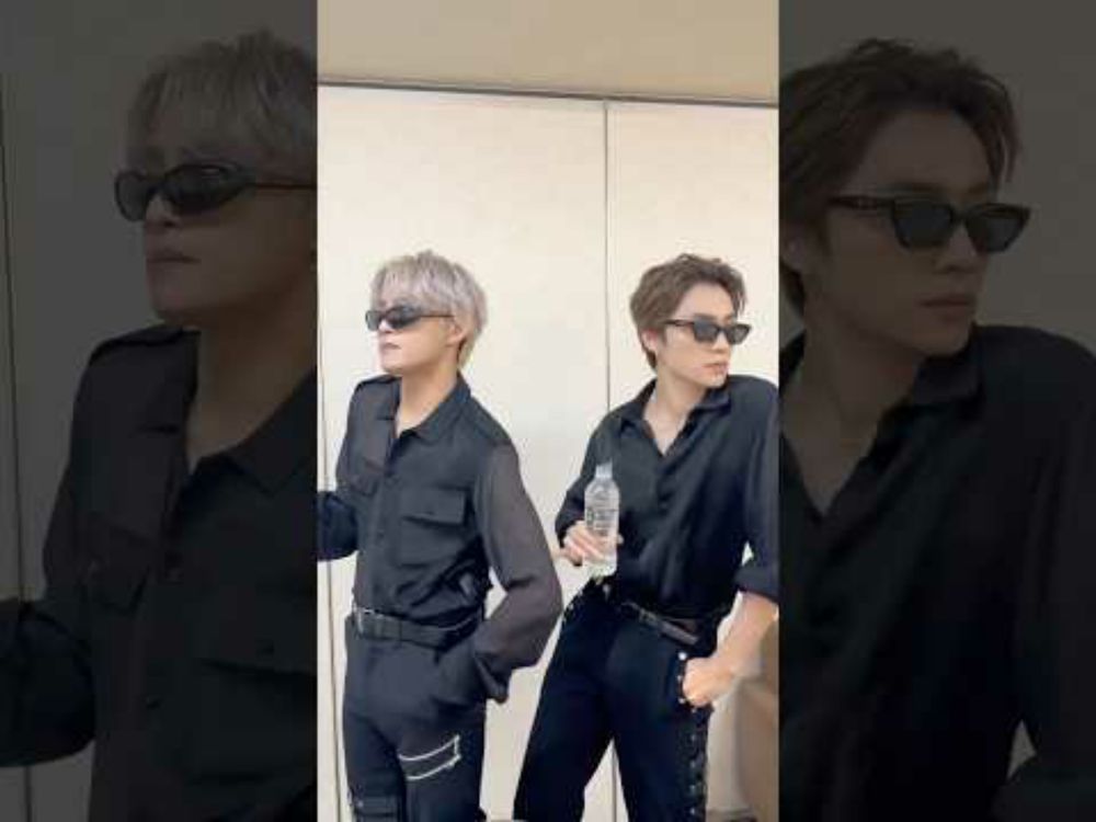 Before stepping on stage...🕶️🤟#KUN #XIAOJUN #YANGYANG