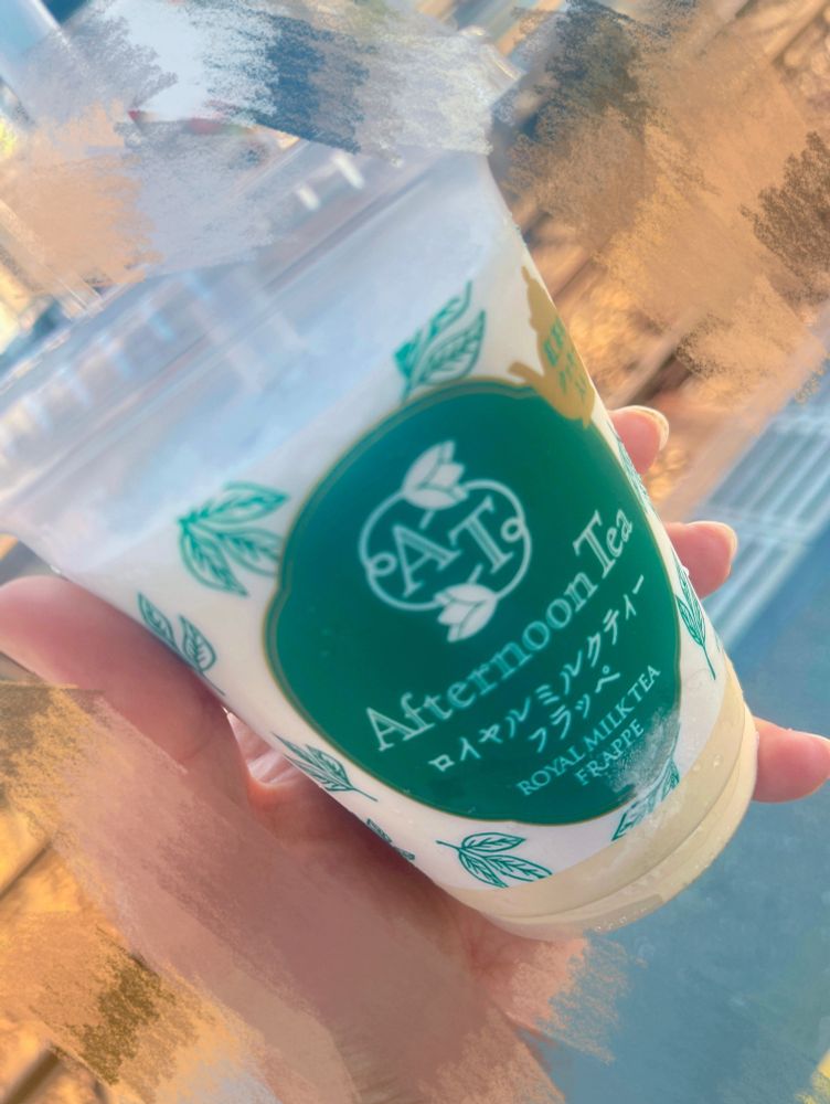 Afternoon Teaロイヤルミルクティーフラッペ