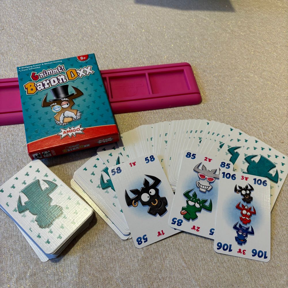 Baron Oxx box and cards