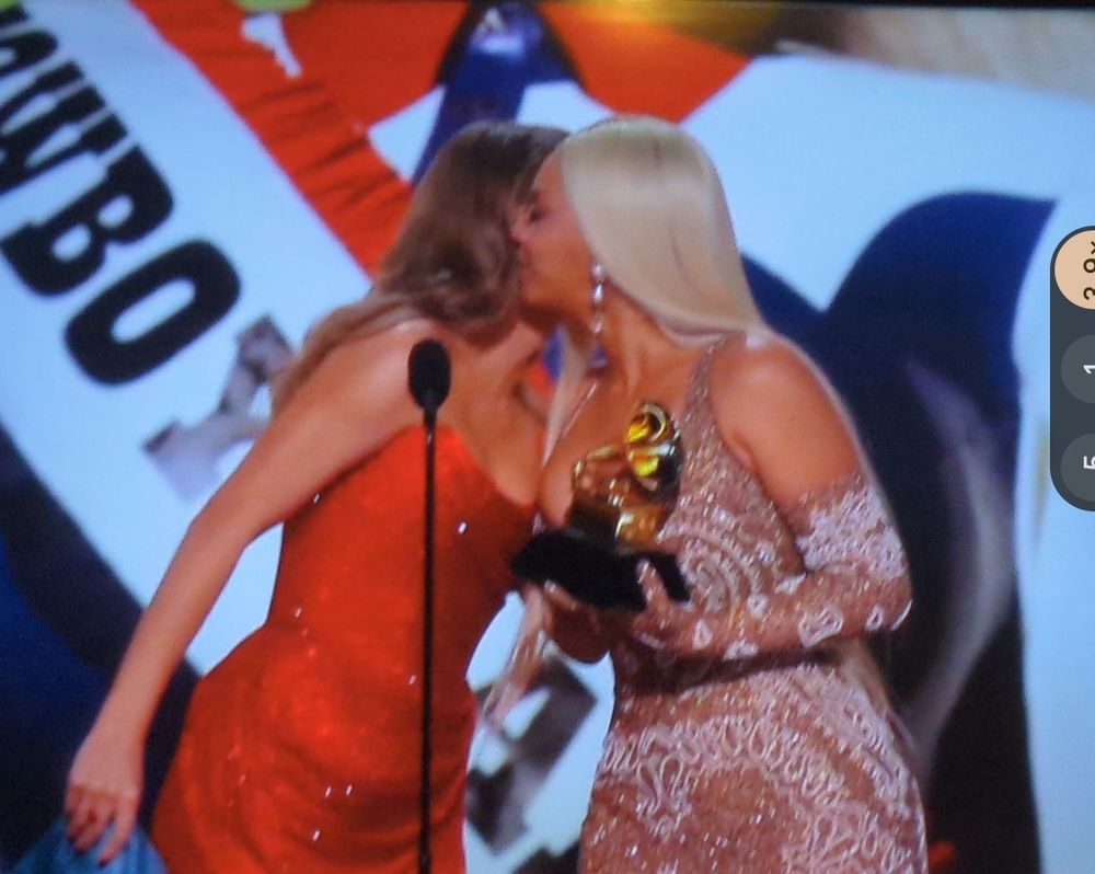 Taylor Swift and Beyonce at 2025 Grammys.
