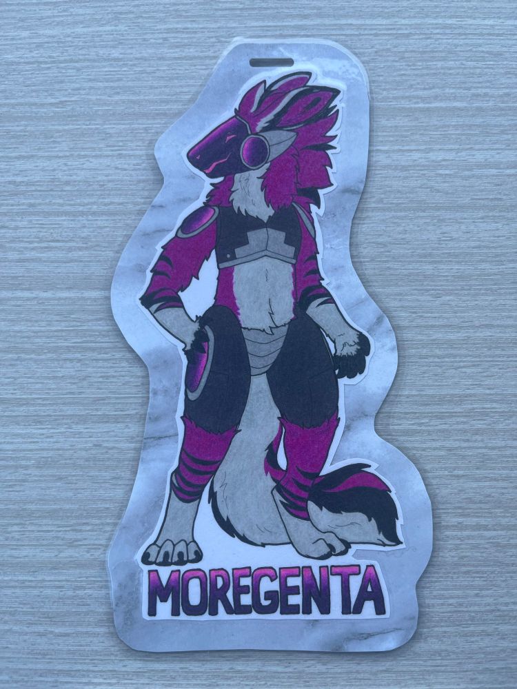 Traditional badge of a purplish and gray protogen OC named Moregenta.