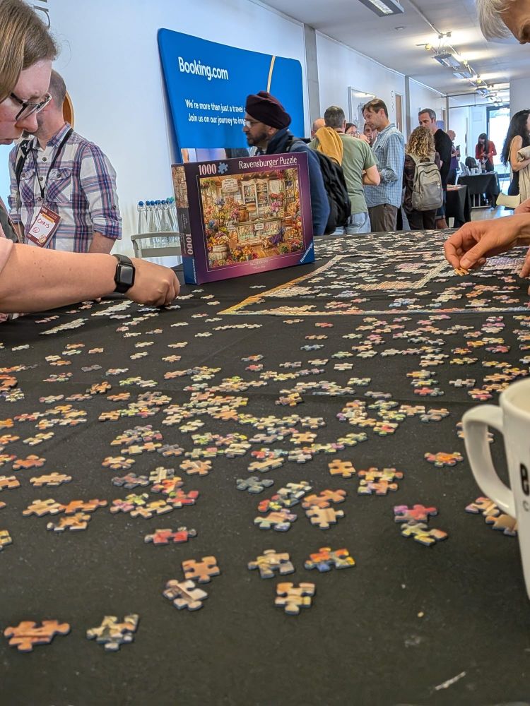 Jigsaw building