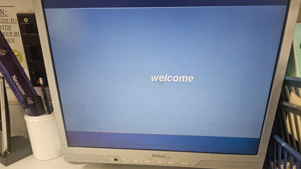 Windows XP welcome screen.