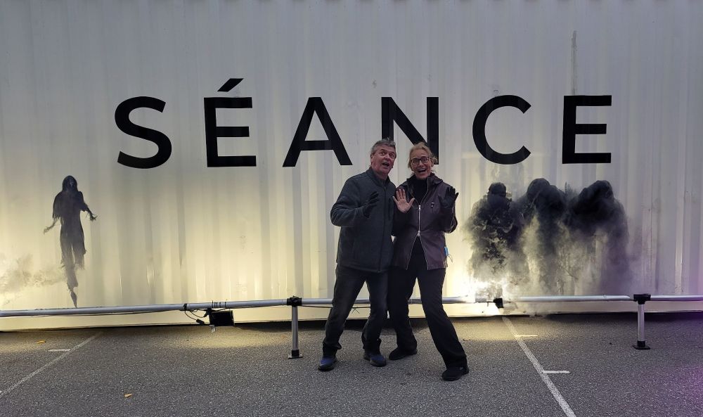 Ghosts haunting visitors to the Darkfield Séance show 