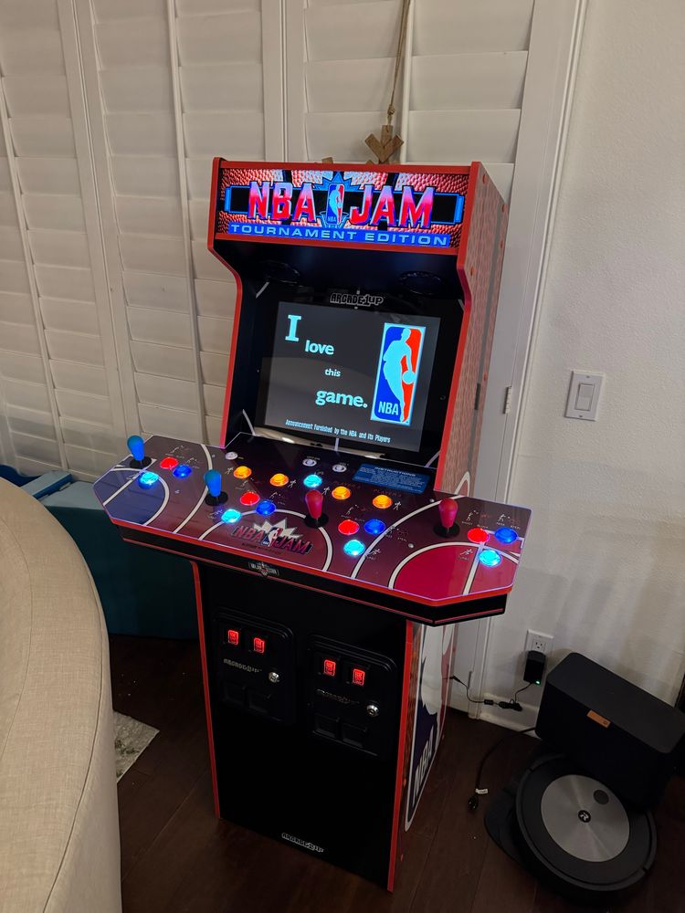 NBA Jam Tournament edition arcade cabinet