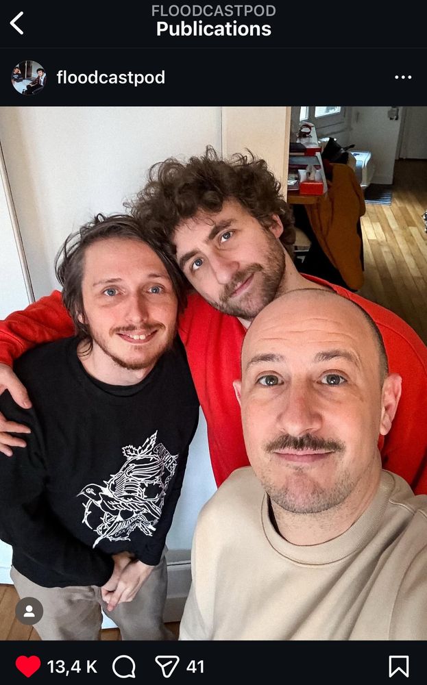Screen du post du Floodcast où on voit Adrien Ménielle Florent Bernard qui m’enlace