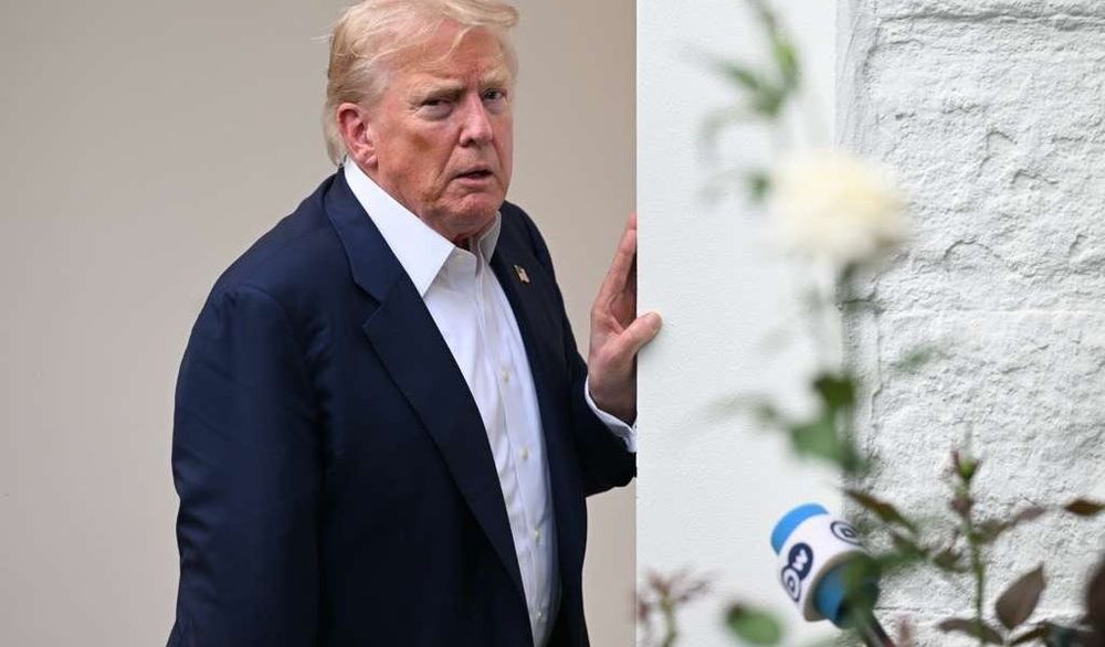 The hole gets deeper every time he opens his mouth.