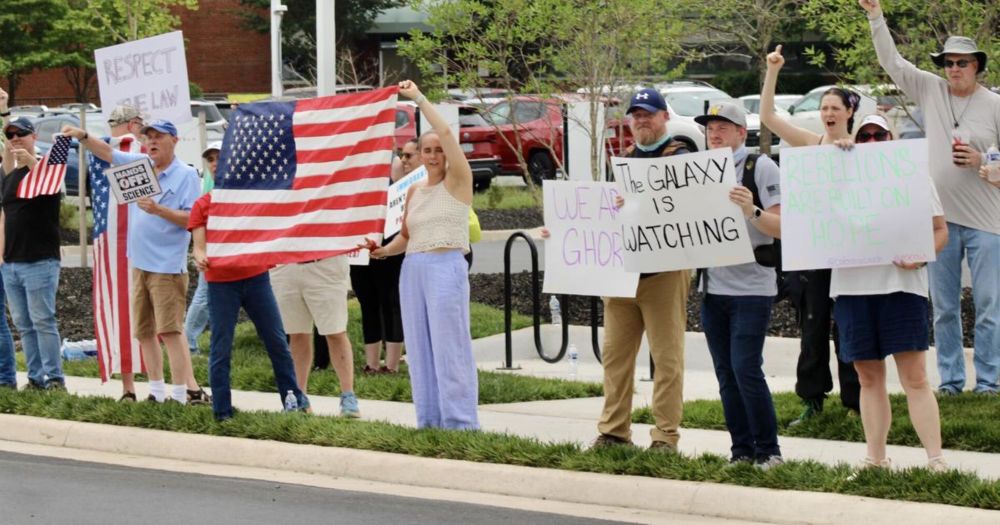 Over 1,000 protesters gather in Manassas for ‘No Kings’ demonstration