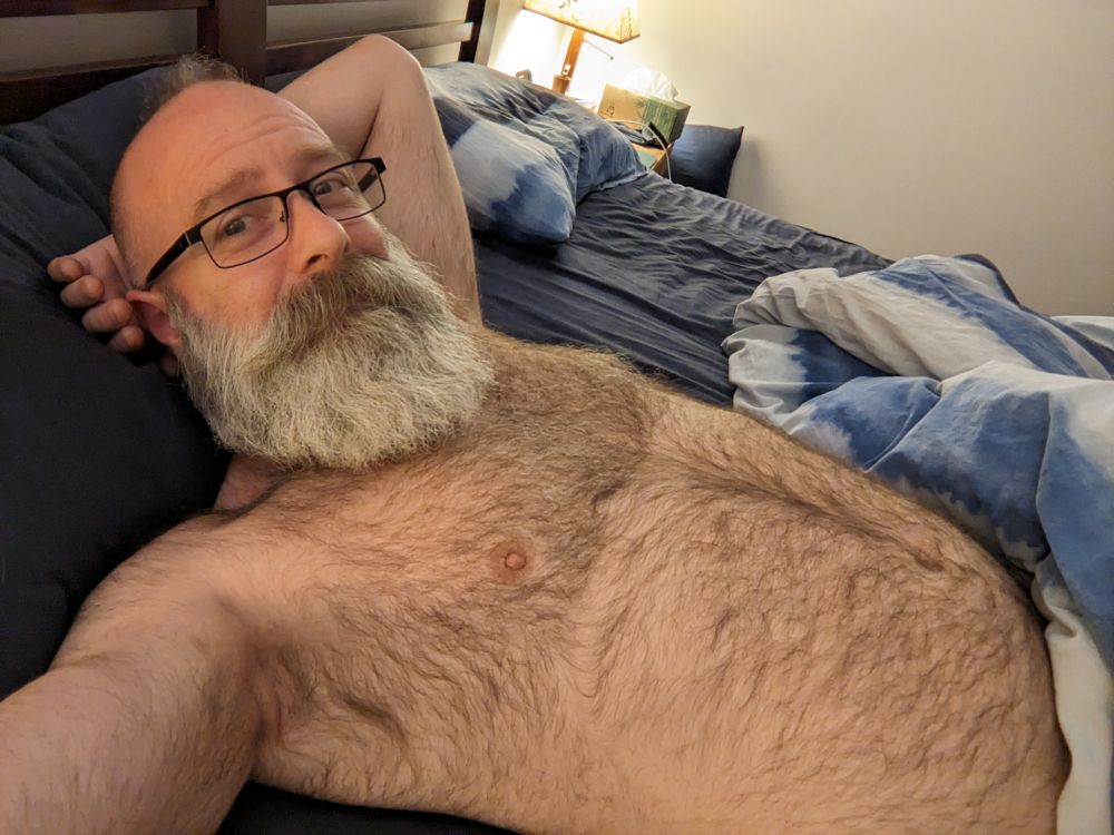 Growler in bed 