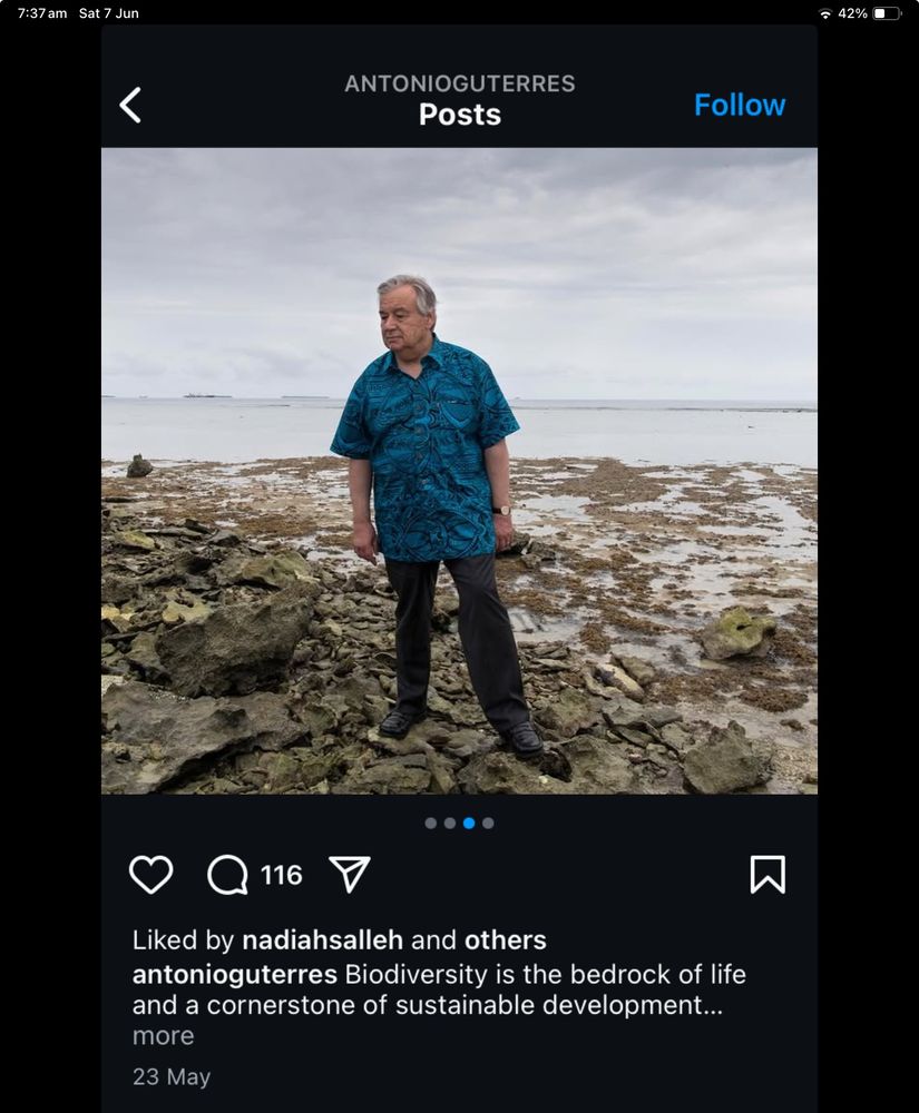Antonio Guterres standing on a Mangrove reef
