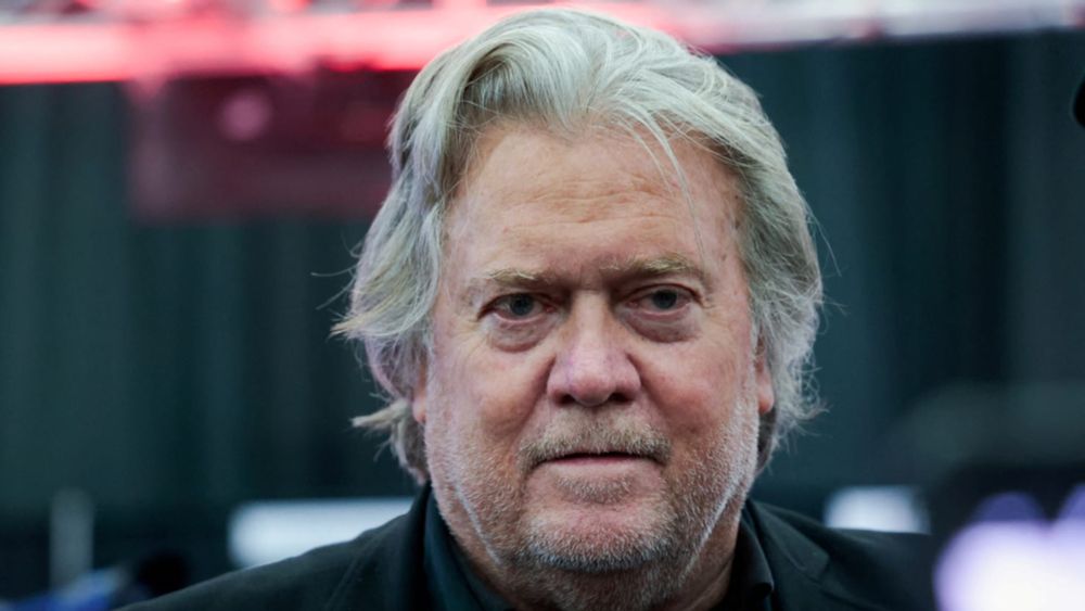 Steve Bannon, MAGA Guru, Begins His 4-Month Prison Sentence