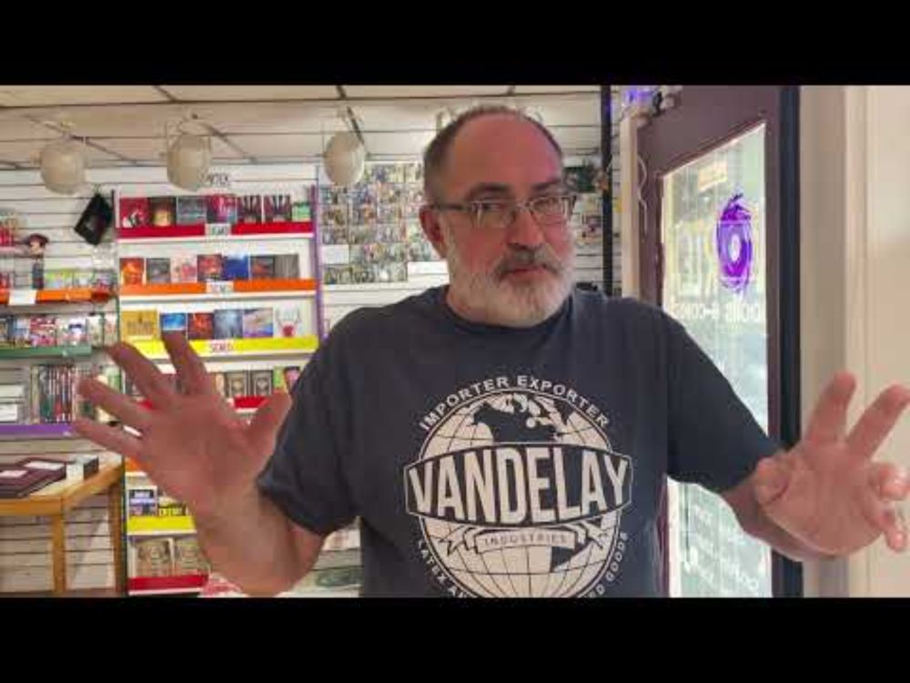 Unboxing THE END OF THE WORLD AS WE KNOW IT: NEW TALES OF STEPHEN KING'S THE STAND