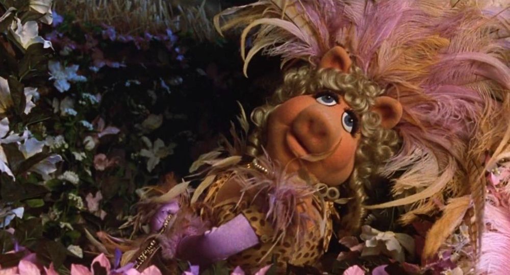 Movin' Right Along 5.34: Miss Piggy Is Here! - ToughPigs