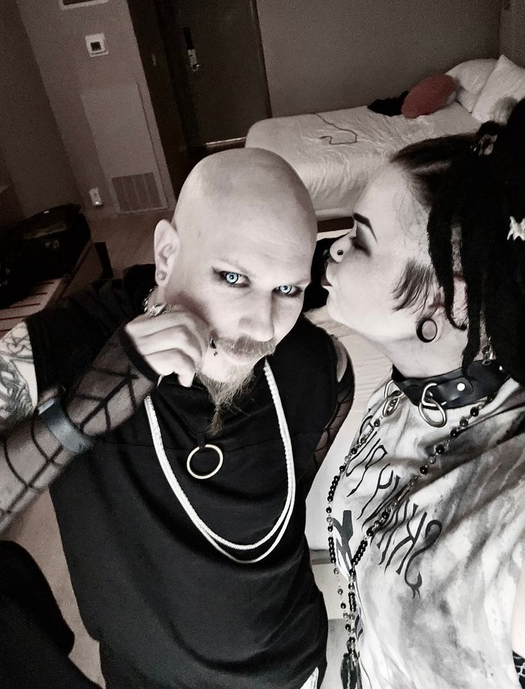 Two cute goths