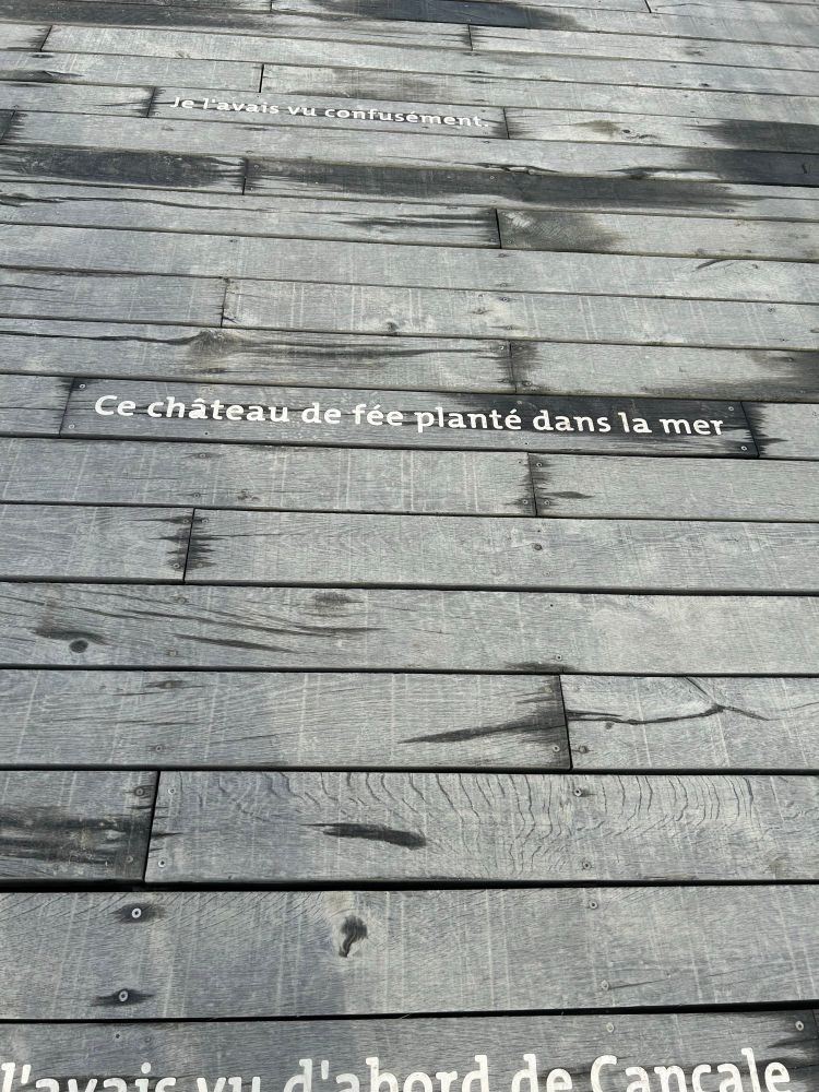 Le Mt St Michel, ce château de fée planté dans la mer d’après Maupassant