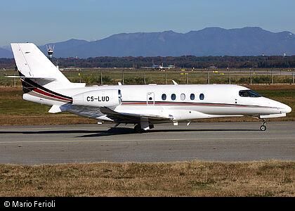 Picture of captured plane.