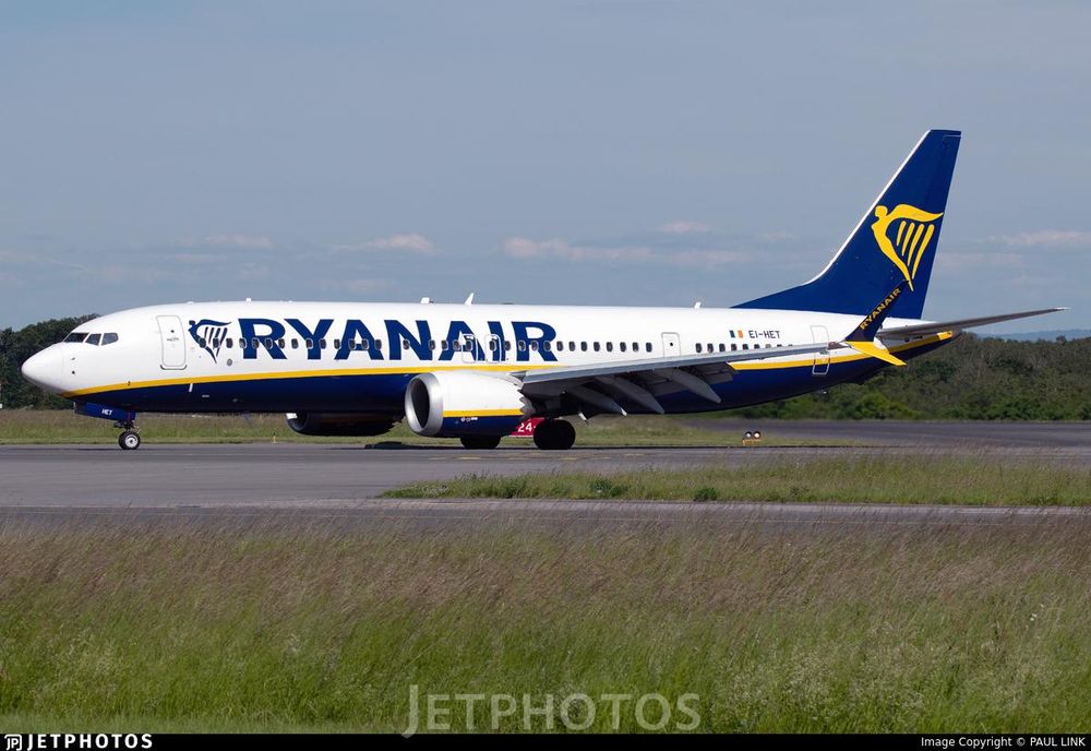 Picture of captured plane.