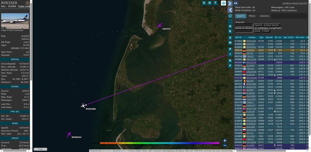 Map image with captured plane.