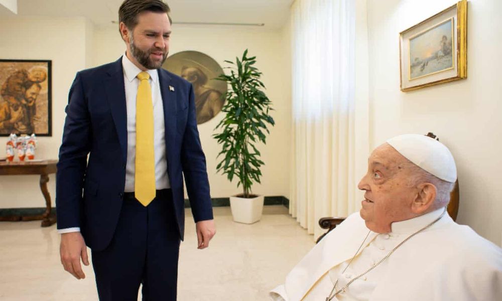 US Vice President JD Vance meeting with Pope Francis, hours before he passed.