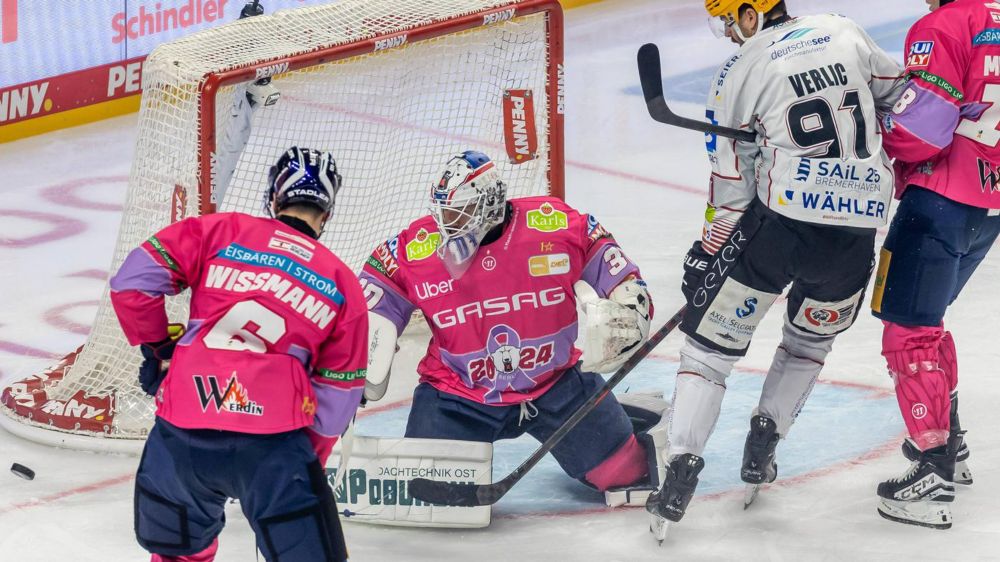 Eisbären schlagen Pinguine: Am Ende ist Bremerhaven müder als Berlin